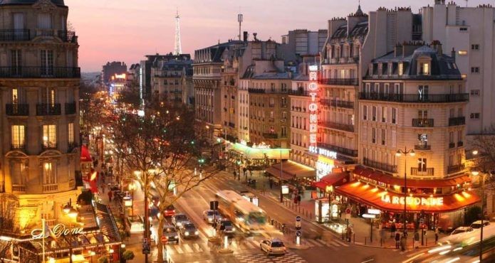 Nu riktar vi blickarna lite längre söderut i Montparnasse. Boulevard Montparnasse och bort mot Eiffeltornet.