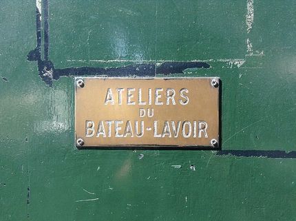 Endast en skylt bekräftar var Bateau-Lavoir egentligen låg.