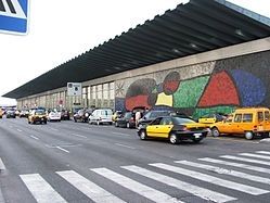 Barcelonas flygplats fick sin utsmyckning av Miró.