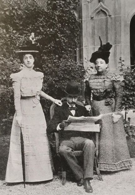 Monsier Frédétic Humbert med sin fru Thérèse och dottern Eve.