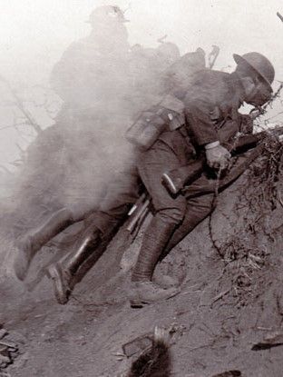Från tyskarnas gasattack i Ypres 1915.