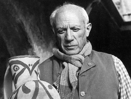 Picassos arbetade med sin keramik hos en krukmakare i Vallauris och ställde ut sina alster i Antibes.