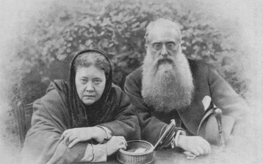Grundarna av Theophical Society i New York 1875 - Madame Helena Petrovna Blavatsky och Överste Henry Steel Olcott.