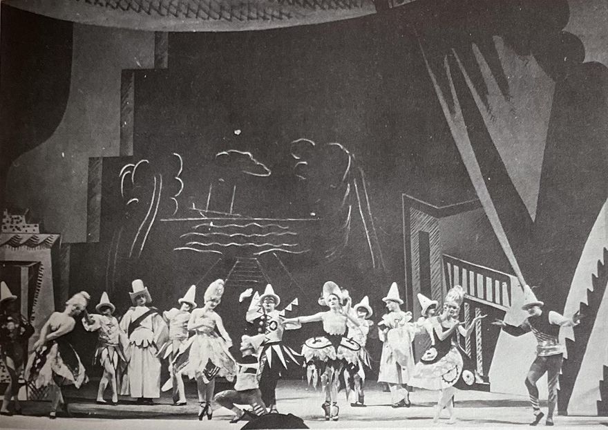 Pulcinella på Operan 1927, med scenografi av Isaac Grünewald.